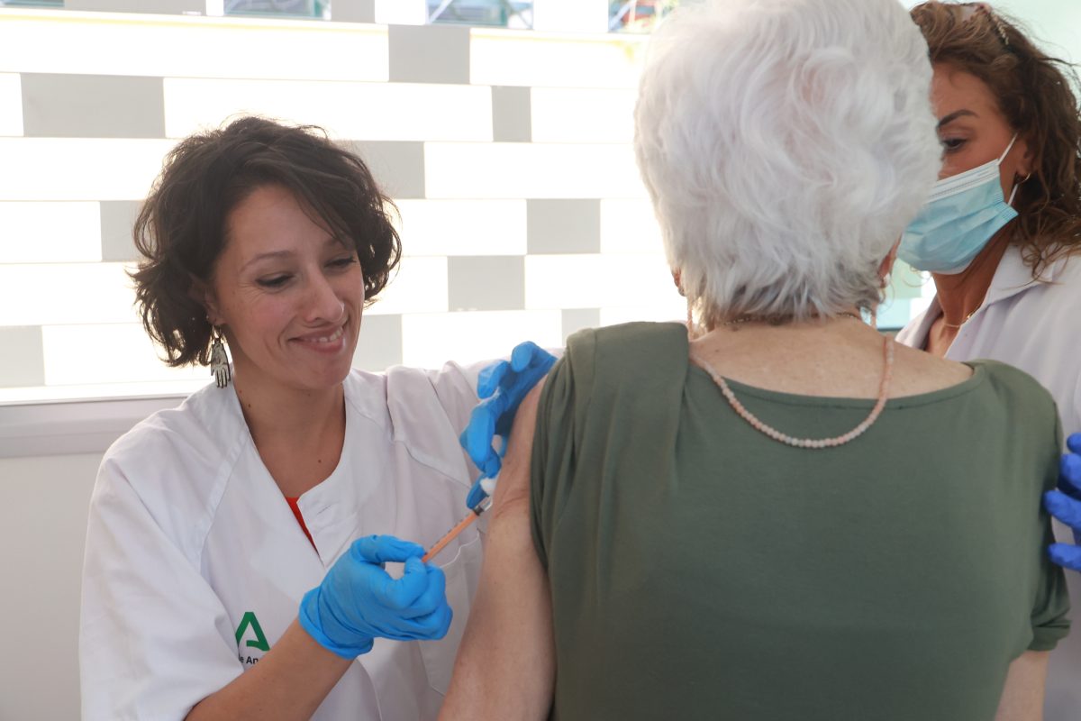 Estos son los puntos de vacunación contra la gripe habilitados este sábado en Fuengirola y Marbella - vacuna gripe vacuna gripe