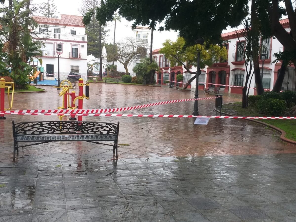 Estepona activa el Plan de Emergencias ante el aumento del caudal de ríos y arroyos - 622669464 18553848541045817 6263755143900358646 n emergencias