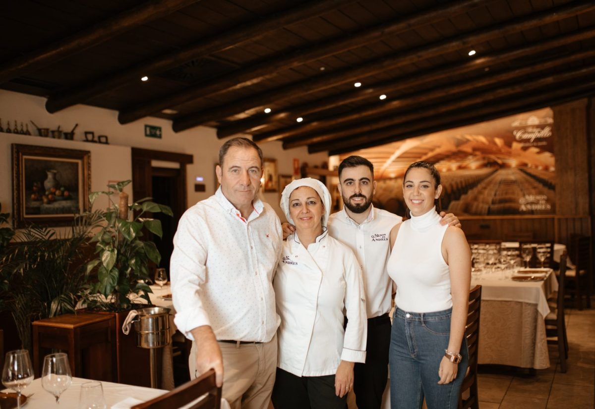 Fuengirola ya cuenta con el mejor restaurante de cocina tradicional de Málaga en 2025 - Equipo Meson Andres Fuengirola Equipo Mesón Andrés Fuengirola