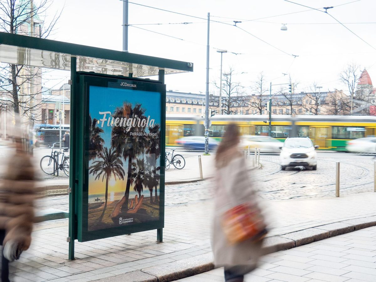 Fuengirola viaja a Helsinki con el objetivo de conquistar al turista finlandés en la feria Matka 2026 - Fuengirola ha desplegado una campana de publicidad estatica en diferentes puntos de Helsinki Fuengirola ha desplegado una campaña de publicidad estática en diferentes puntos de Helsinki