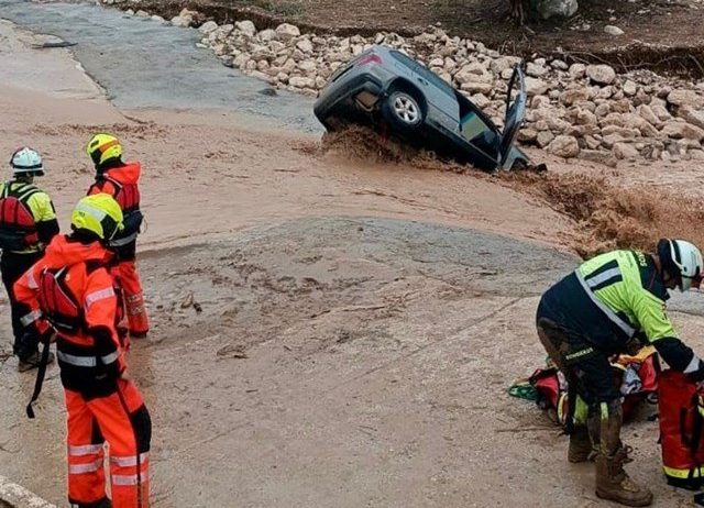 Desalojos, rescates y ríos desbordados: la provincia de Málaga resiste el azote de la borrasca Kristin - G wwsJjXUAAlzHY e1769674735926 borrasca