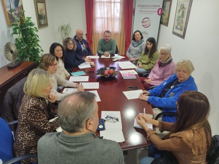 Mijas impulsa Viogenex para proteger a mujeres extranjeras víctimas de violencia de género - Mijas Reunión trimestral del grupo Viogenex