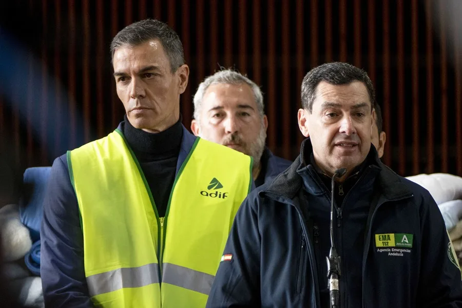 Gobierno y Junta aplazan el homenaje de Estado por el accidente de Adamuz por la ausencia prevista de muchas familias - sanchez moreno adamuz Adamuz