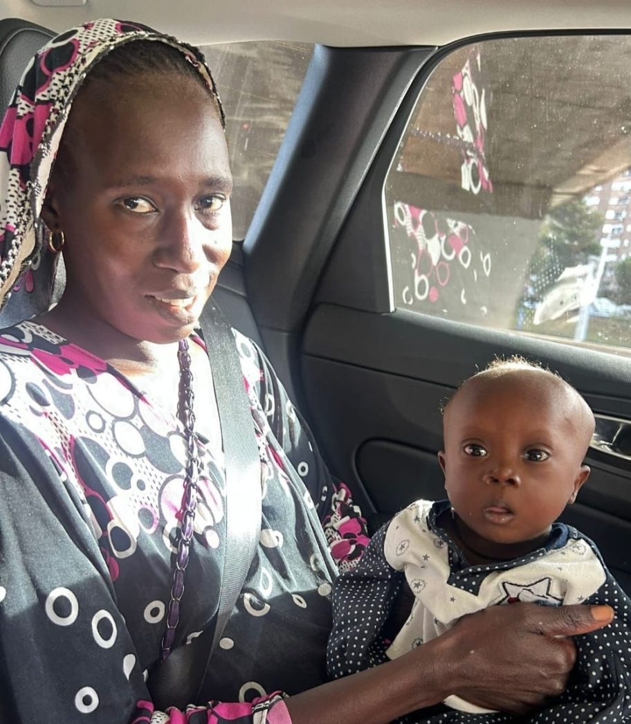 De Senegal y Nicaragua a Málaga: dos vidas salvadas gracias al pueblo de Casares - 638329515 18339395581210075 3005698933679201215 n e1771423474442 niños operados