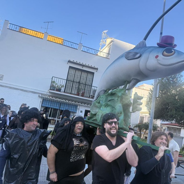 Así ha sido el Entierro de la Sardina que cierra el Carnaval 2026 en Marbella - 641523551 1333621125478245 4980190154207744482 n 2 Así ha sido el Entierro de la Sardina que cierra el Carnaval 2026 en Marbella - 641523551 1333621125478245 4980190154207744482 n 2