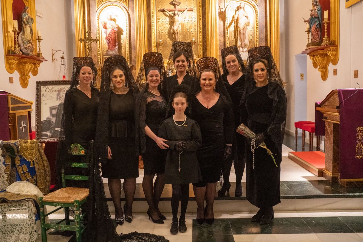 Benalmádena ensalza la tradición cofrade con la XXXVII Exaltación de la Mantilla Española y la Saeta - Benalmadena Exaltacion mantilla Arte y devoción se dan la mano en la XXXVII Exaltación de la Mantilla y la Saeta