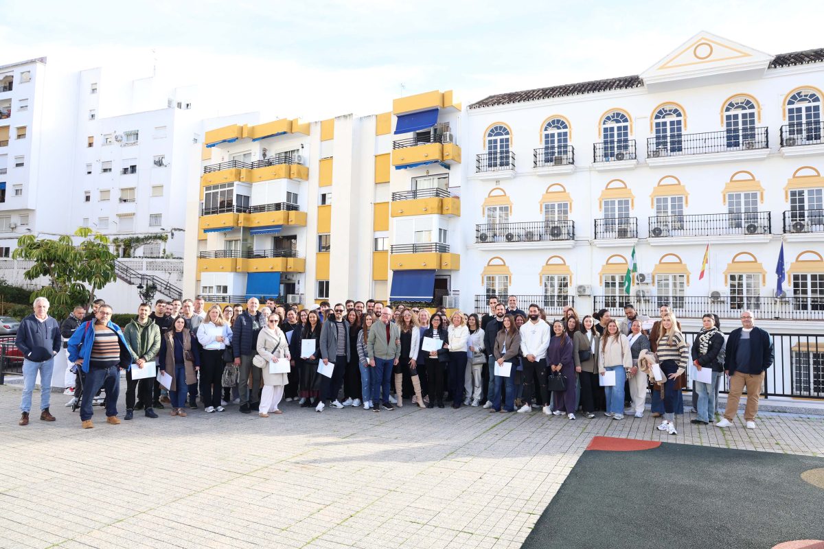 Marbella formaliza la entrega de 84 viviendas protegidas en San Pedro - KF5A4319 1 entrega VPO Marbella