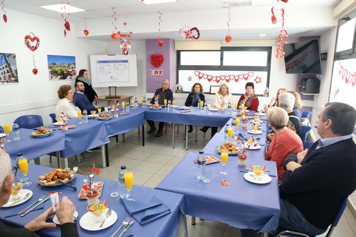 El Ayuntamiento de Marbella transforma un local sin uso en un centro polivalente para talleres y eventos - Marbella Distrito Este 180.000 euros para mejorar la atención y actividades de los mayores de Marbella