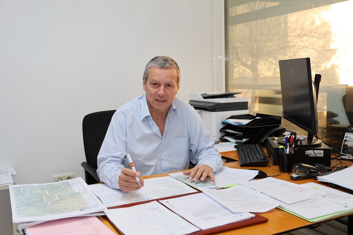 Marbella soterrará más de siete kilómetros de líneas eléctricas para eliminar torretas y ganar espacio urbano - Marbella Ignacio Diaz Urbanismo de Marbella apuesta por seguridad, sostenibilidad y mejora paisajística en sus barrios