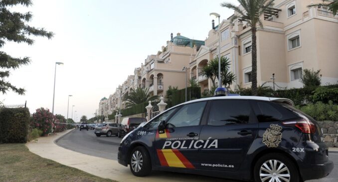La muerte de un hombre en una vivienda de Málaga destapa una posible guardería con 200 kilos de cocaína - rss efeff47c844e6480990ad85bdee0d64ae43e42d39b1w 678x381 1 e1771492404685 Prisión entrenador abusador