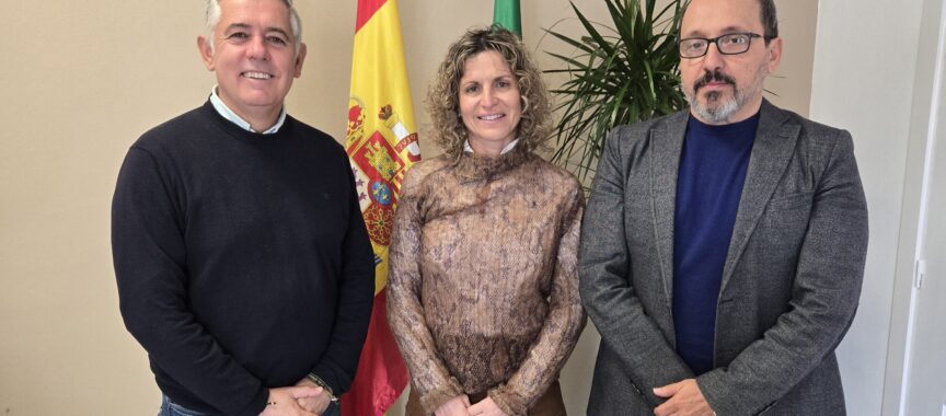 Ana Núñez de Cossío toma posesión como nueva secretaria municipal de Manilva - Manilva secretaria municipal Mario Jiménez da la bienvenida a la nueva secretaria municipal de Manilva