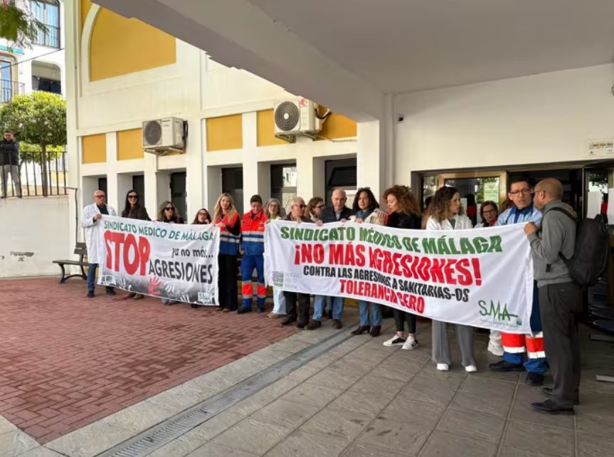 Seis meses de prisión para una paciente que agredió con una muleta a un médico en Torrox - concentracion agresiones medicos concentracion agresiones medicos torrox