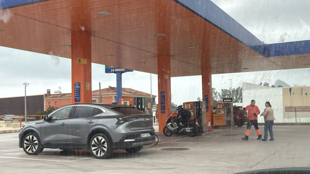 Gasolineras más baratas para repostar en la Costa del Sol, municipio a municipio - gasolinera costa sol gasolinera costa sol