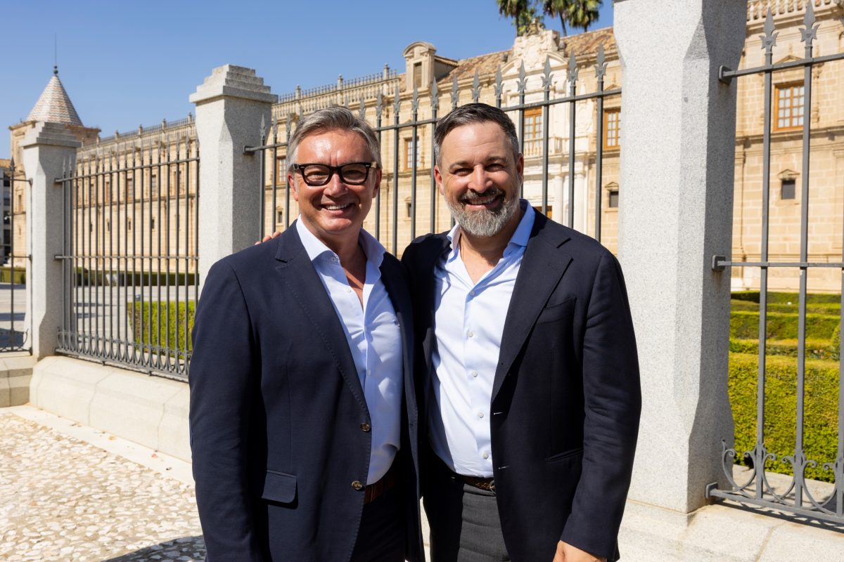 Manuel Gavira será el candidato de VOX a la Junta de Andalucía - manuel gavira santiago abascal manuel gavira santiago abascal