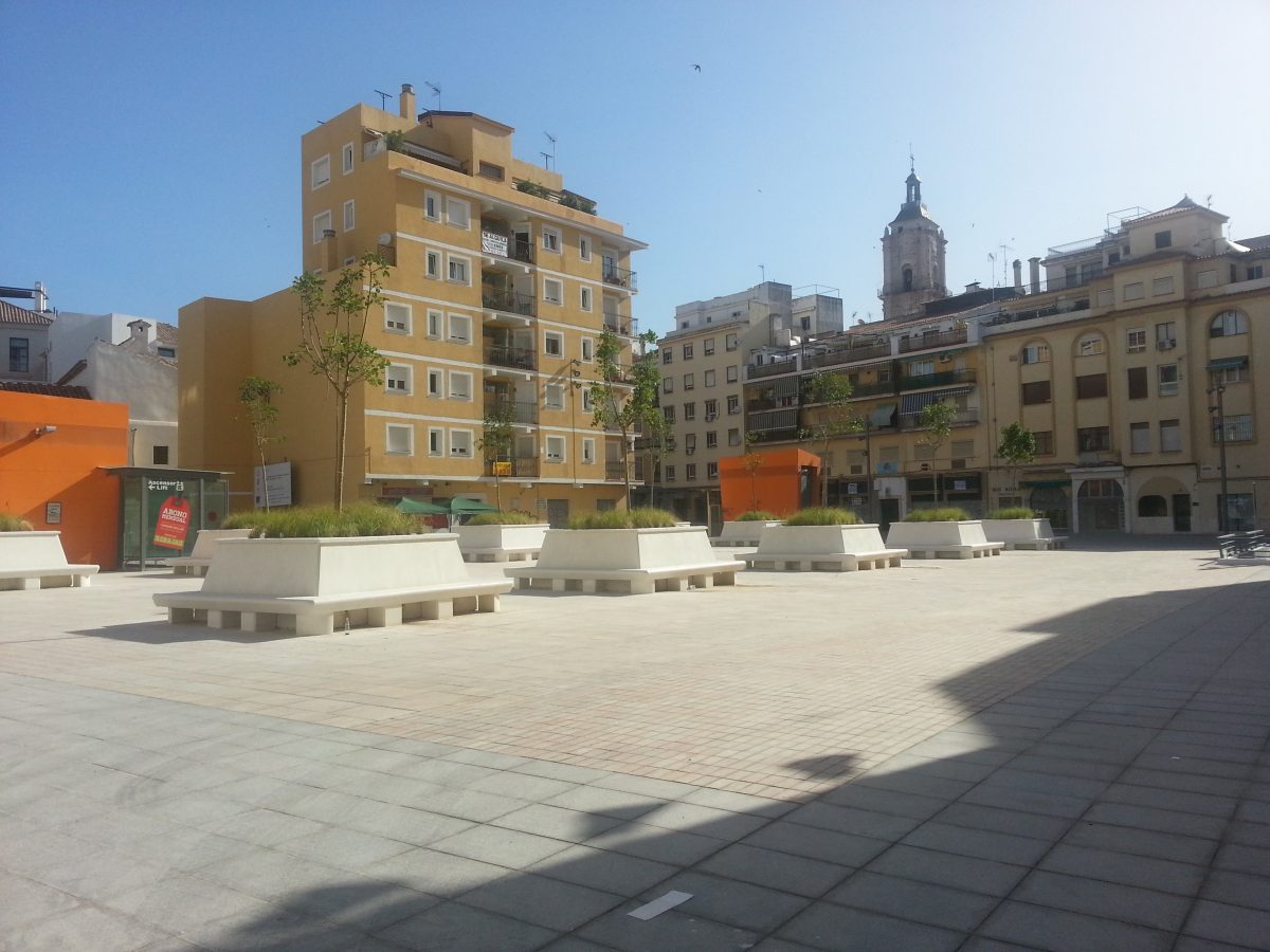 Hallan el cuerpo sin vida de un hombre en una plaza del centro de Málaga - plaza camas malaga capital plaza camas malaga capital