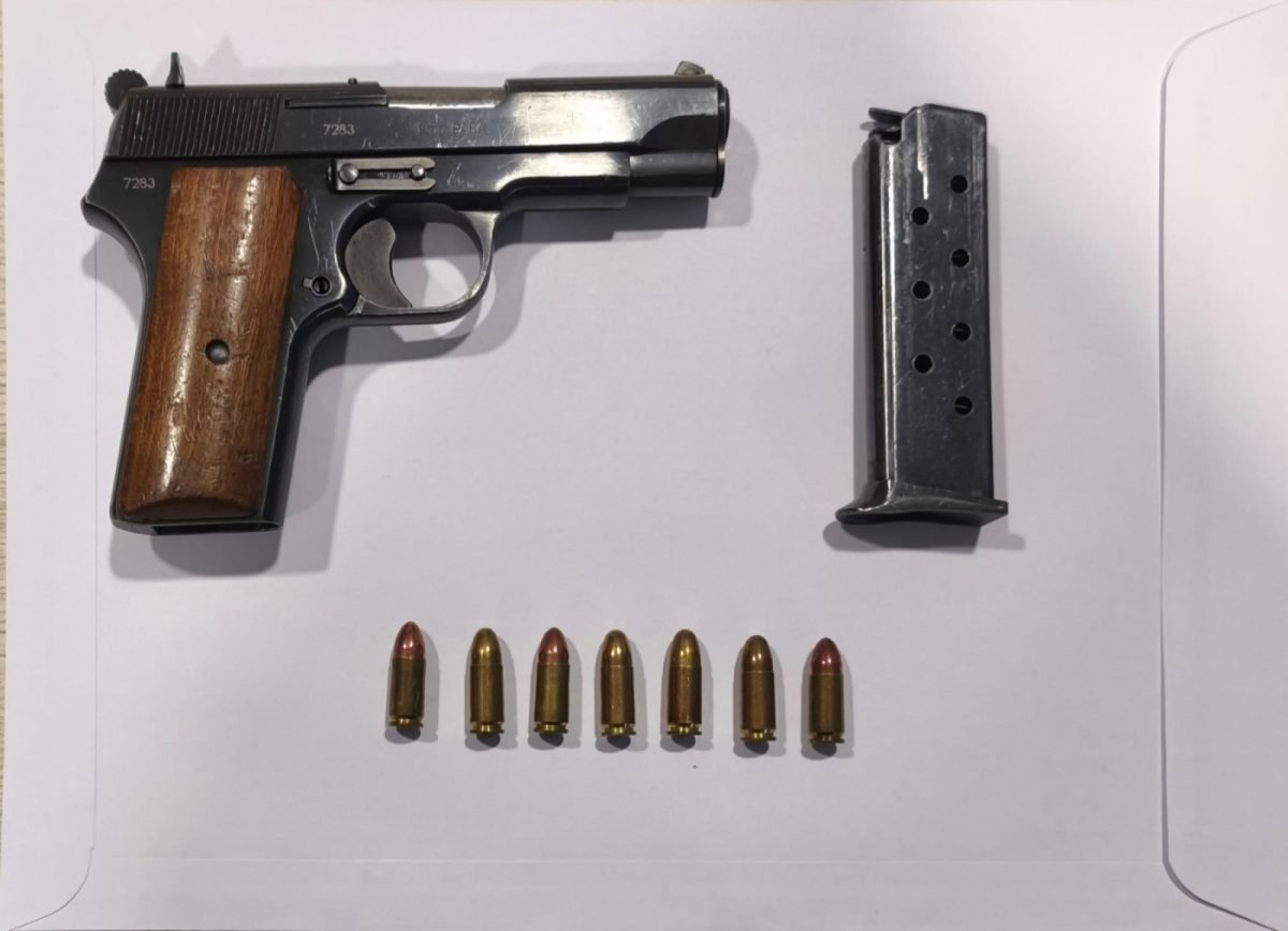 Detenido en Mijas tras encañonar a un policía local con un arma de fuego en Las Cañadas - Arma de fuego mijas las canadas Arma de fuego mijas las cañadas