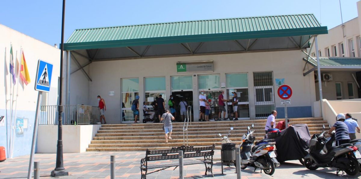 Detenidos dos jóvenes por amenazar a una enfermera en el Centro de Salud de Las Lagunas de Mijas - Centro de Salud de Las Lagunas de Mijas Centro de Salud de Las Lagunas de Mijas