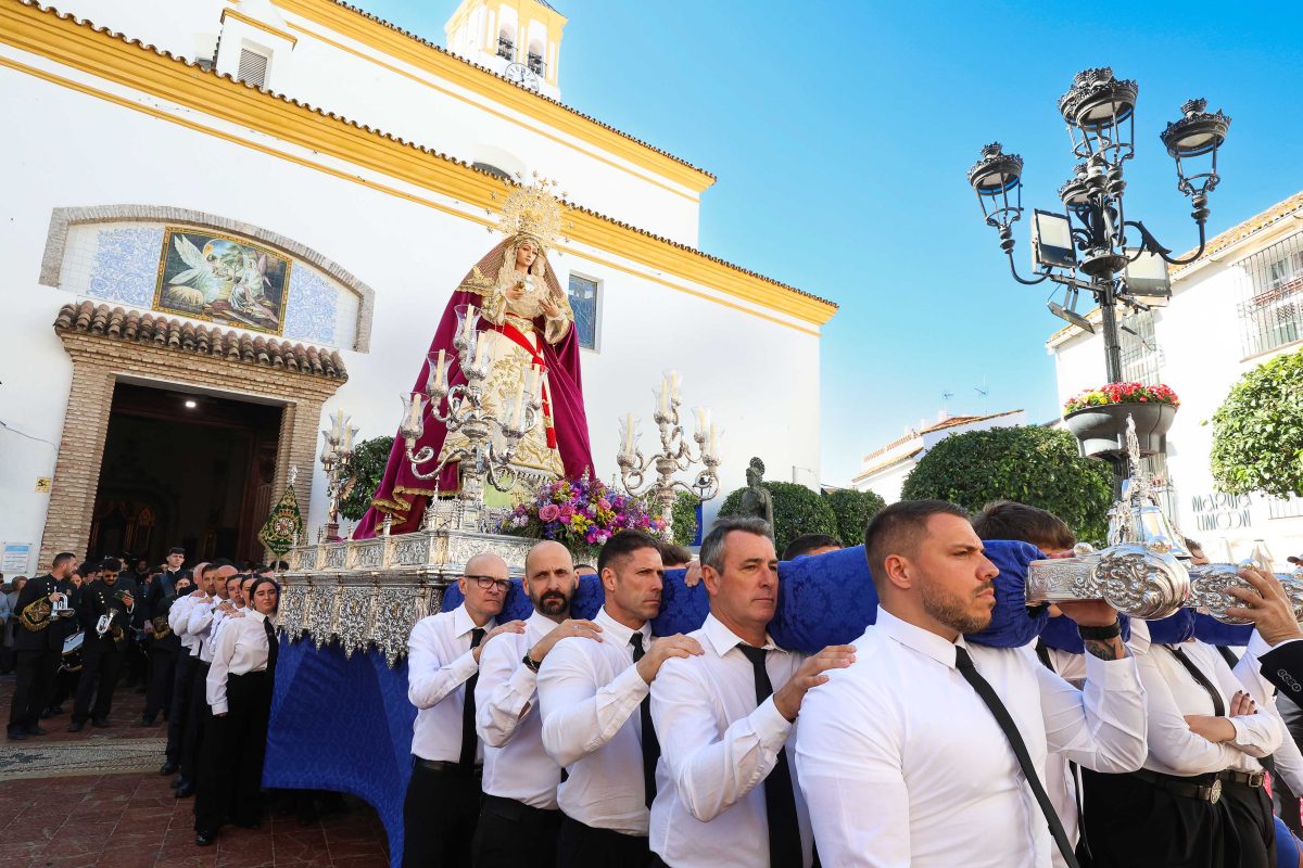 Marbella cierra la Semana Santa con la emotiva procesión del Resucitado - Marbella Virgen Victoria Marbella cierra la Semana Santa con la emotiva procesión del Resucitado