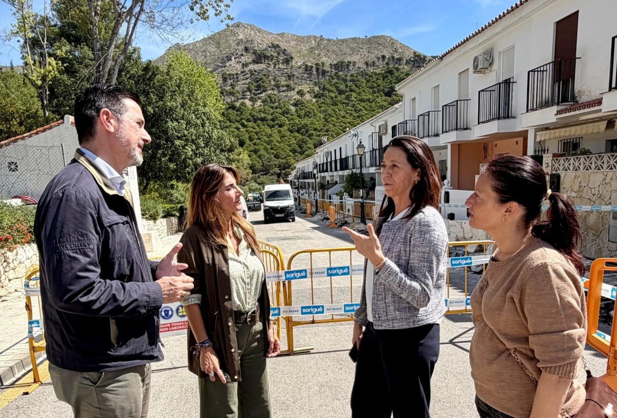 Acosol impulsa la modernización hidráulica en Mijas con una gran actuación en Osunillas - Mijas visita obras aguas Visita de la alcaldesa a las obras