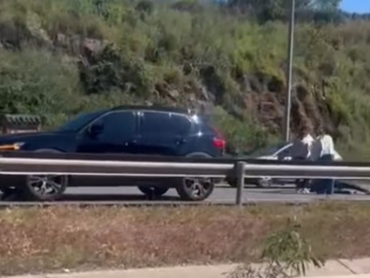 Un motorista herido en un accidente en la A-7 a la altura de Puerto Banús, en Marbella - accidente motorista puerto banus accidente motorista puerto banus