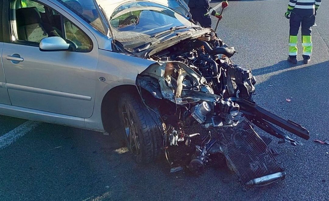 Un herido en un nuevo accidente en la A-7 a su paso por Torremolinos - accidente torremolinos abril e1776088459529 Un herido en un nuevo accidente en la A-7 a su paso por Torremolinos - accidente torremolinos abril e1776088459529
