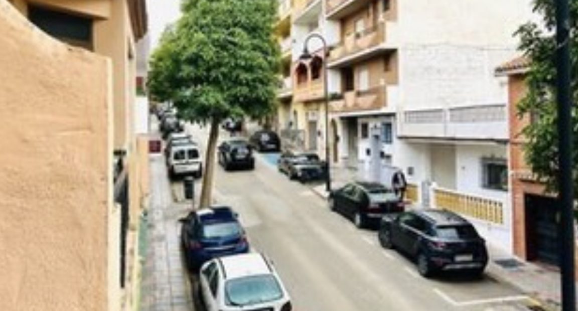 Denuncian robos de gasolina en coches durante la madrugada en Las Lagunas de Mijas - Fuengirola denuncia Denuncian robos de gasolina en coches durante la madrugada en Las Lagunas de Mijas - Fuengirola denuncia