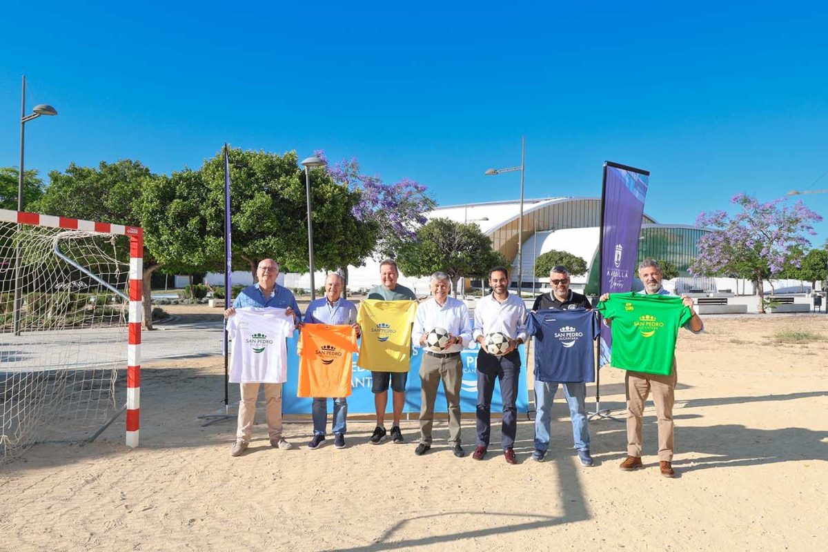 Los veteranos vuelven al campo: San Pedro recupera la esencia del fútbol de toda la vida - Futbol San Pedro Una jornada para reencontrarse con el pasado: el Trofeo Retro devuelve el fútbol clásico a San Pedro