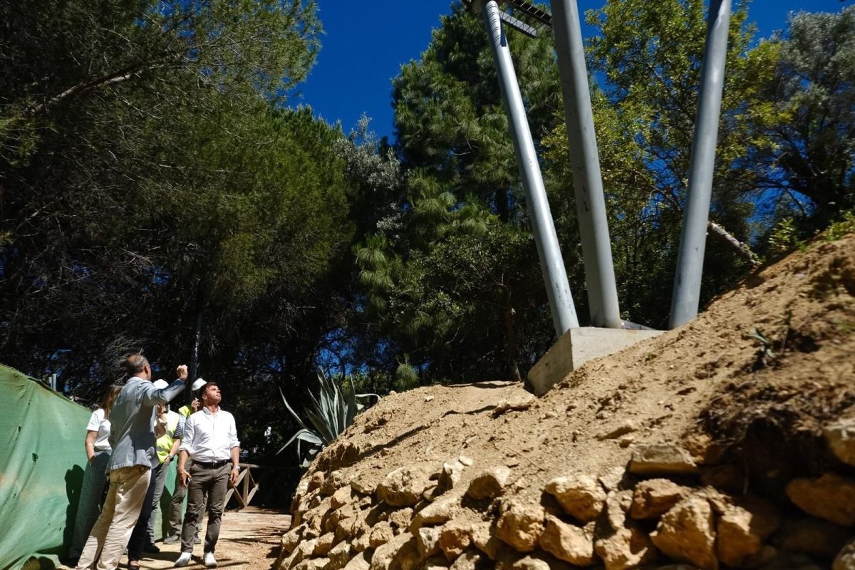 El futuro centro junto a la ermita del Calvario de Marbella alcanza ya el 30% de ejecución - Obras Ermita Calvario La futura dotación social del Calvario toma forma con un diseño integrado en el entorno natural