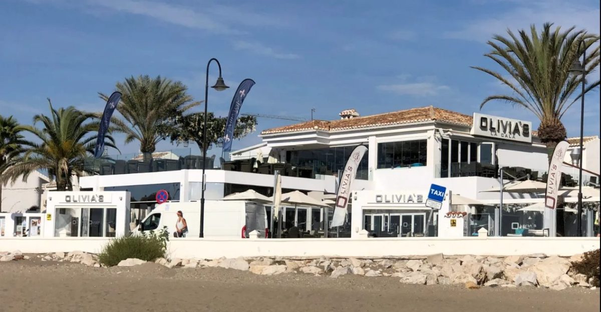 Un británico, en busca y captura por la muerte de un portero en el restaurante Olivia’s La Cala - Olivias La Cala Olivia’s La Cala