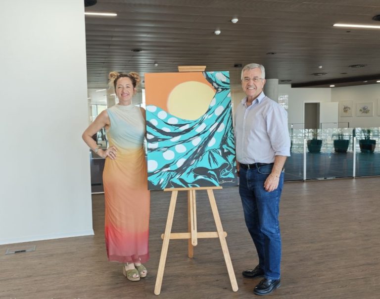 La Feria de Estepona 2026 ya tiene cartel: ‘Cuando el mar baila’, de Marta Bernad - Presentacion cartel Feria y Fiestas Mayores de Estepona 2026
