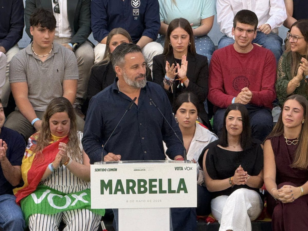 Abascal en Marbella: "No hay que suspender la campaña, sino las políticas que llevan a la muerte a los guardias civiles" - abascal marbella abascal marbella