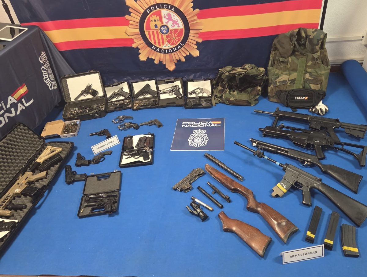 Así operaba el taller clandestino de armas que operaba en Fuengirola: pistolas modificadas, silenciadores y subfusiles - armas fuengirola armas fuengirola
