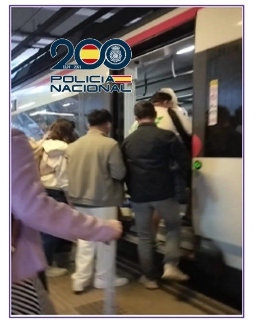 Cae una red de carteristas que robaba a turistas en el Cercanías de Málaga - cercanias malaga carteristas Cae una red de carteristas que robaba a turistas en el Cercanías de Málaga - cercanias malaga carteristas