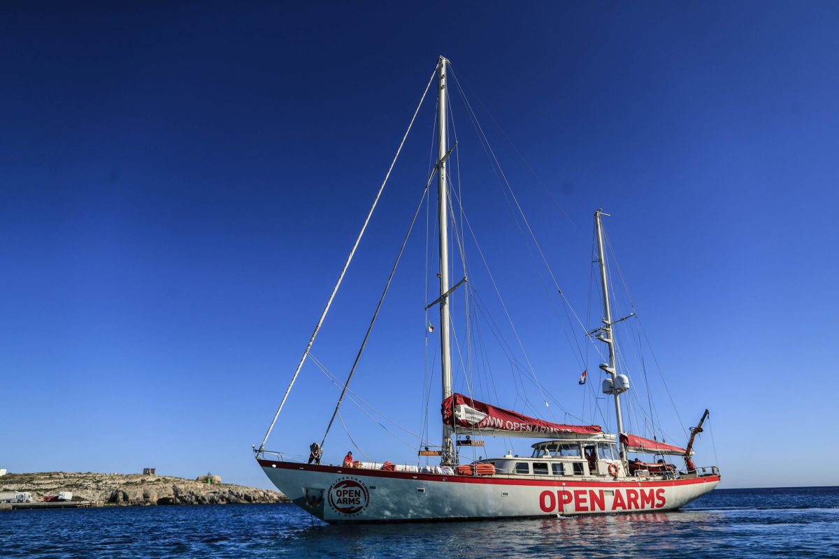 Misión ‘Rumbo a Cuba’: Open Arms hace escala en Málaga para llevar ayuda a un hospital pediátrico de La Habana - velero Astral open arms malaga velero Astral open arms malaga