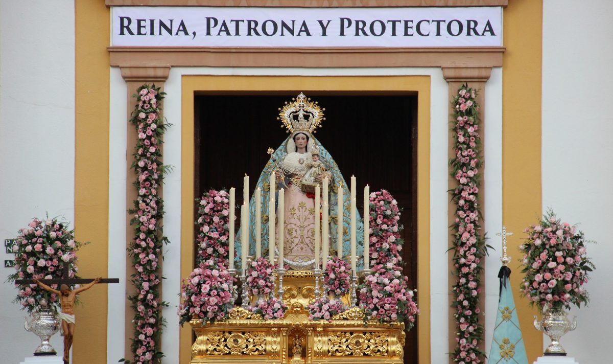 Preocupación en El Palo tras el robo de joyas a la Virgen del Rosario y el Divino Infante - virgen del rosario el palo malaga e1778612089305 virgen del rosario el palo malaga