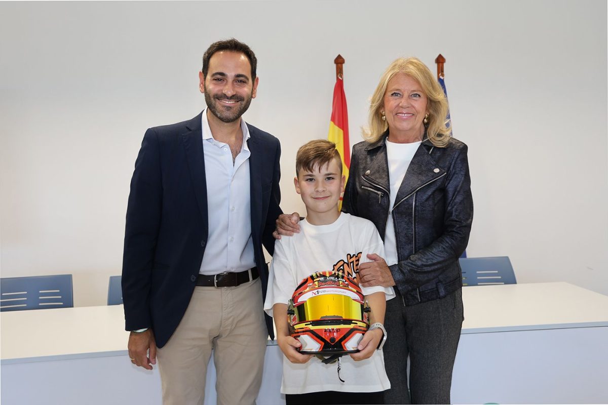 Marbella reconoce la trayectoria del joven piloto de karting Gabriel Villar - Gabriel Villar Gabriel Villar, la promesa del karting que lleva el nombre de Marbella por los circuitos