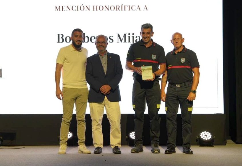 Los Bomberos de Mijas reciben una Mención Honorífica por su labor en las inundaciones de Casares - Mencion Bomberos e1780661541118 Los Bomberos de Mijas reciben una Mención Honorífica por su labor en las inundaciones de Casares