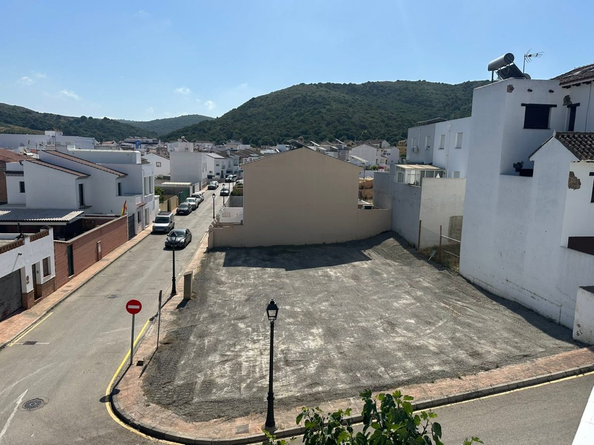Secadero gana nuevas plazas de aparcamiento - explanada aparcamientos secadero explanada aparcamientos secadero