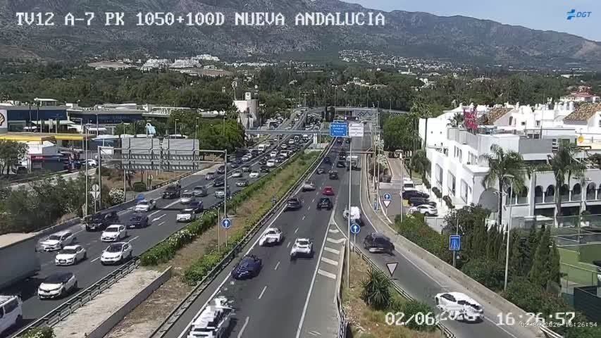 Un siniestro provoca retenciones de hasta cuatro kilómetros en la AP-7 a la altura de Marbella - retenciones ap7 marbella retenciones ap7 marbella