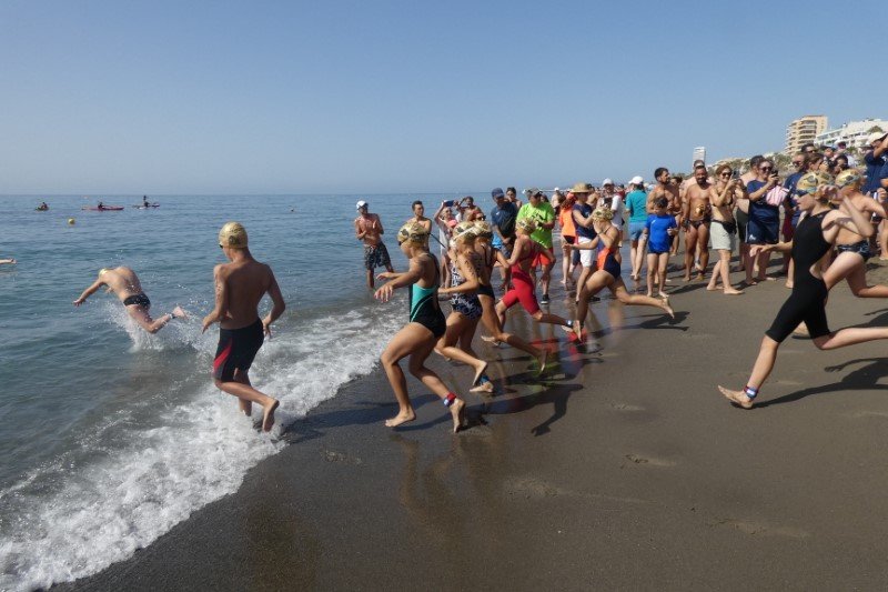 Estepona acoge la IX Travesía a Nado Virgen del Carmen Coronada con un marcado carácter solidario - Travesia VDC Estepona Travesía a Nado Virgen del Carmen Coronada de Estepona. / Archivo
