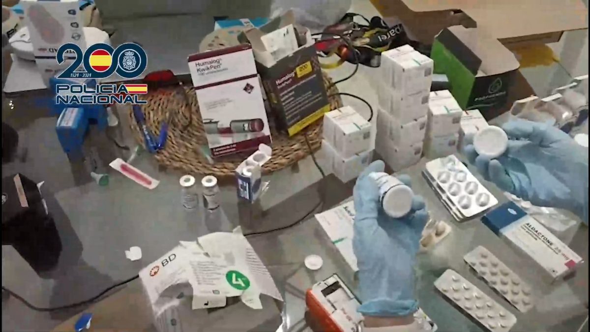 Dos detenidos en Málaga en una operación contra una red que distribuía fármacos ilegales por toda España - operacion mollete operacion mollete