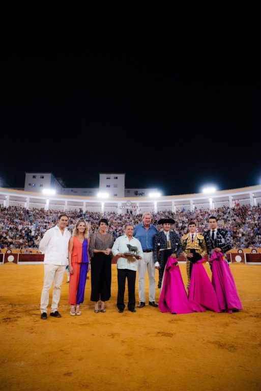 Palacio ilumina los Candiles, mientras Morante y Manzanares rubrican una noche de triunfo en Marbella - 1 Palacio ilumina los Candiles, mientras Morante y Manzanares rubrican una noche de triunfo en Marbella - 1