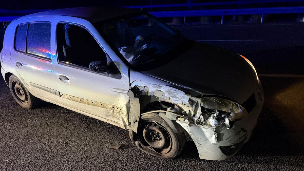 Un vehículo embiste a un coche de la Guardia Civil mientras los agentes atendían otro accidente en Torremolinos - Torremolinos accidente Un vehículo embiste a un coche de la Guardia Civil mientras los agentes atendían otro accidente en Torremolinos - Torremolinos accidente