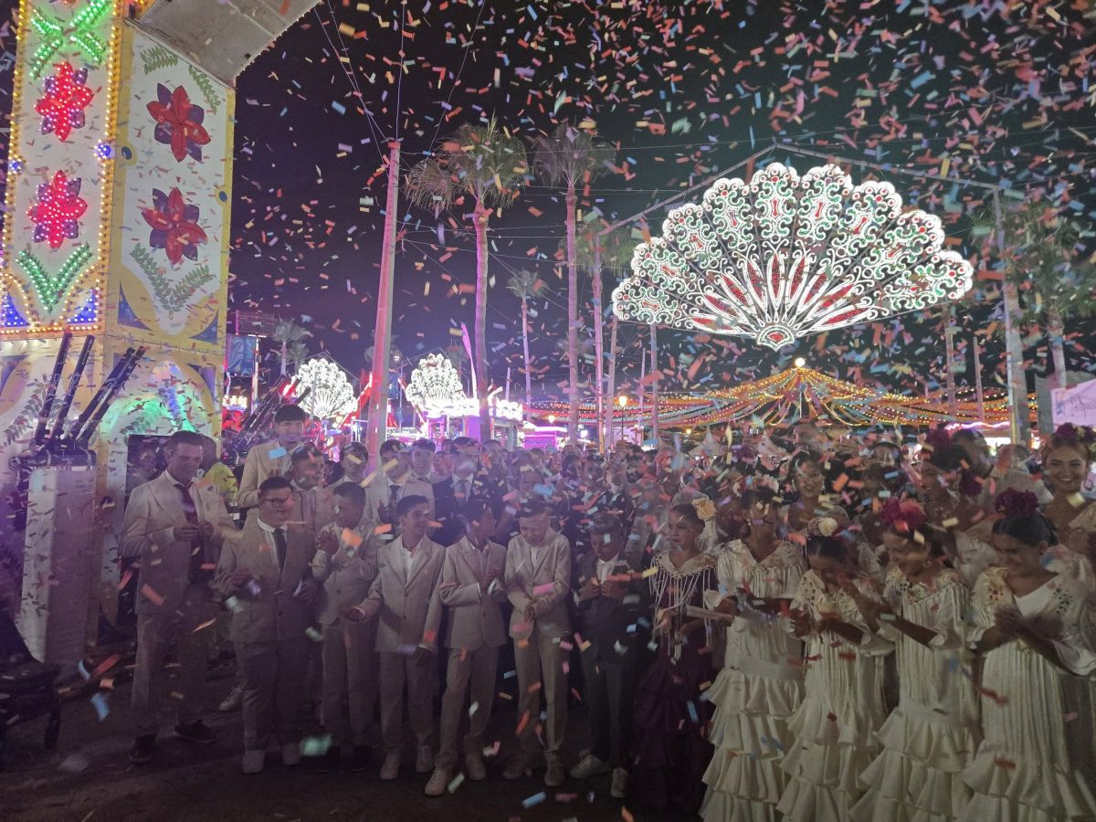 Manilva da el pistoletazo de salida a su Feria de Agosto con pregón, coronación y el mejor ambiente