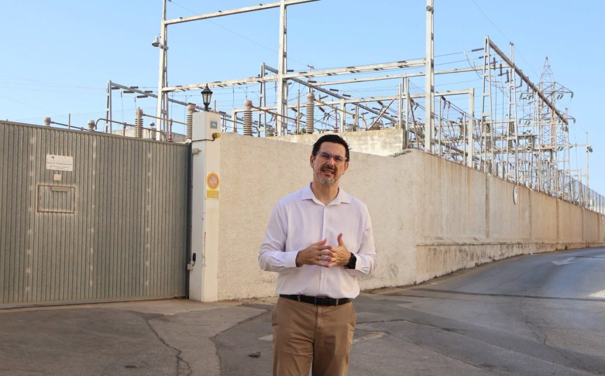 Más de 2.000 vecinos de Las Cañadas, en Mijas, estrenan una nueva red eléctrica tras décadas de averías