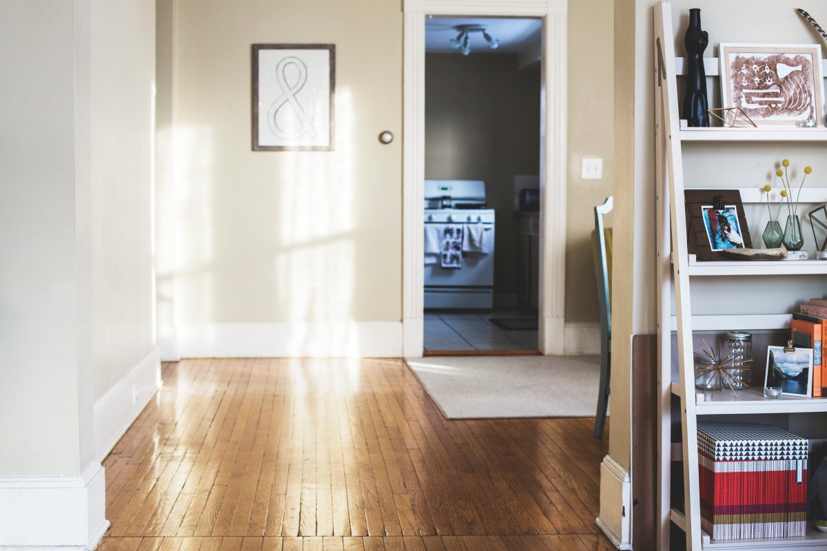 Compartir piso, cada vez más caro en Málaga: una habitación alcanza los 450 euros al mes