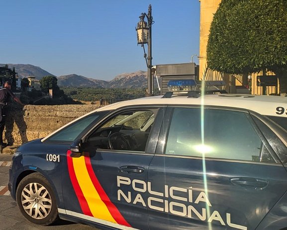 Detenido en Ronda un fugitivo buscado en Alemania por intentar matar a tiros a un hombre - policia nacional ronda Detenido en Ronda un fugitivo buscado en Alemania por intentar matar a tiros a un hombre - policia nacional ronda
